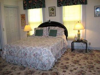 Maplehurst Inn Peterborough ภายนอก รูปภาพ